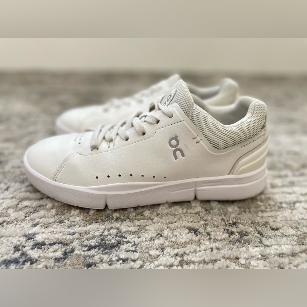 On Cloud The Roger Advantage White Leather Running Athletic Casual Shoes Size 7 - Picture 3 of 15